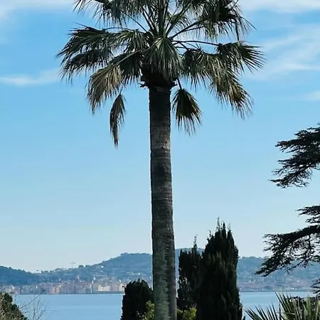 Splendide Vue Mer, Piscine, Vila