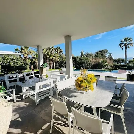 Vila Splendide Vue Mer, Piscine, *